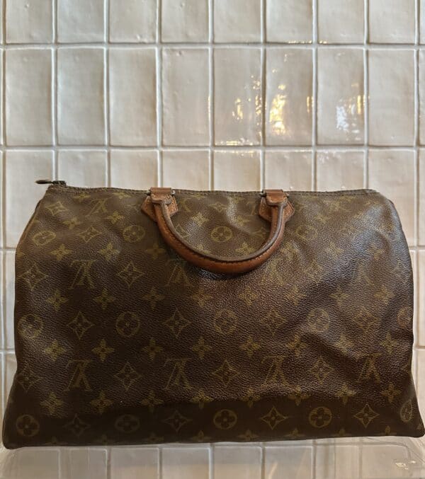 Vintage Louis Vuitton Speedy 35